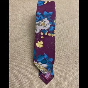 Penguin Floral Skinny Tie
